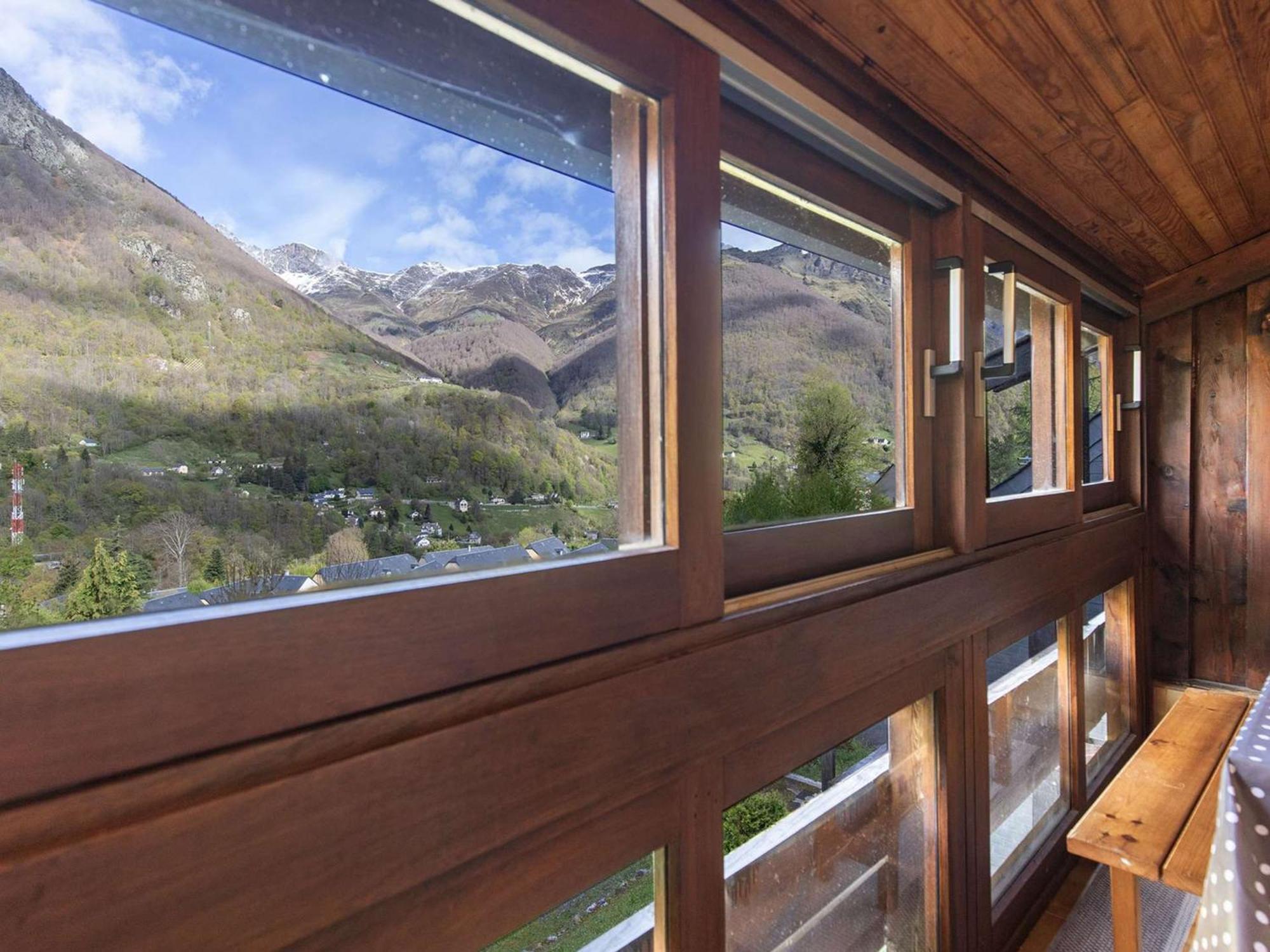 T2 Renove Avec Terrasse, Parking Prive, Local Velos A Cauterets - Fr-1-401-290 Esterno foto